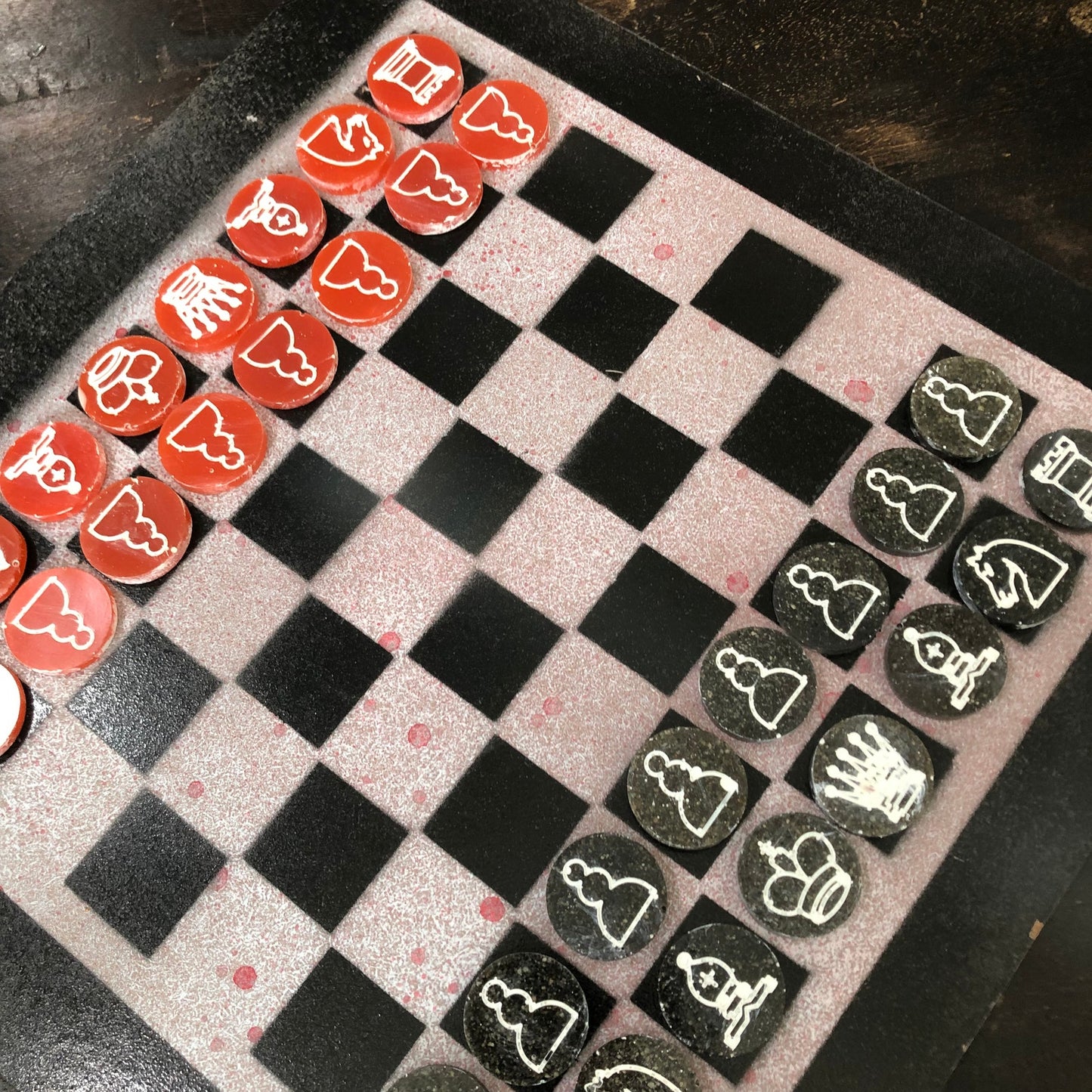 Red & Back - Painted Chess Set
