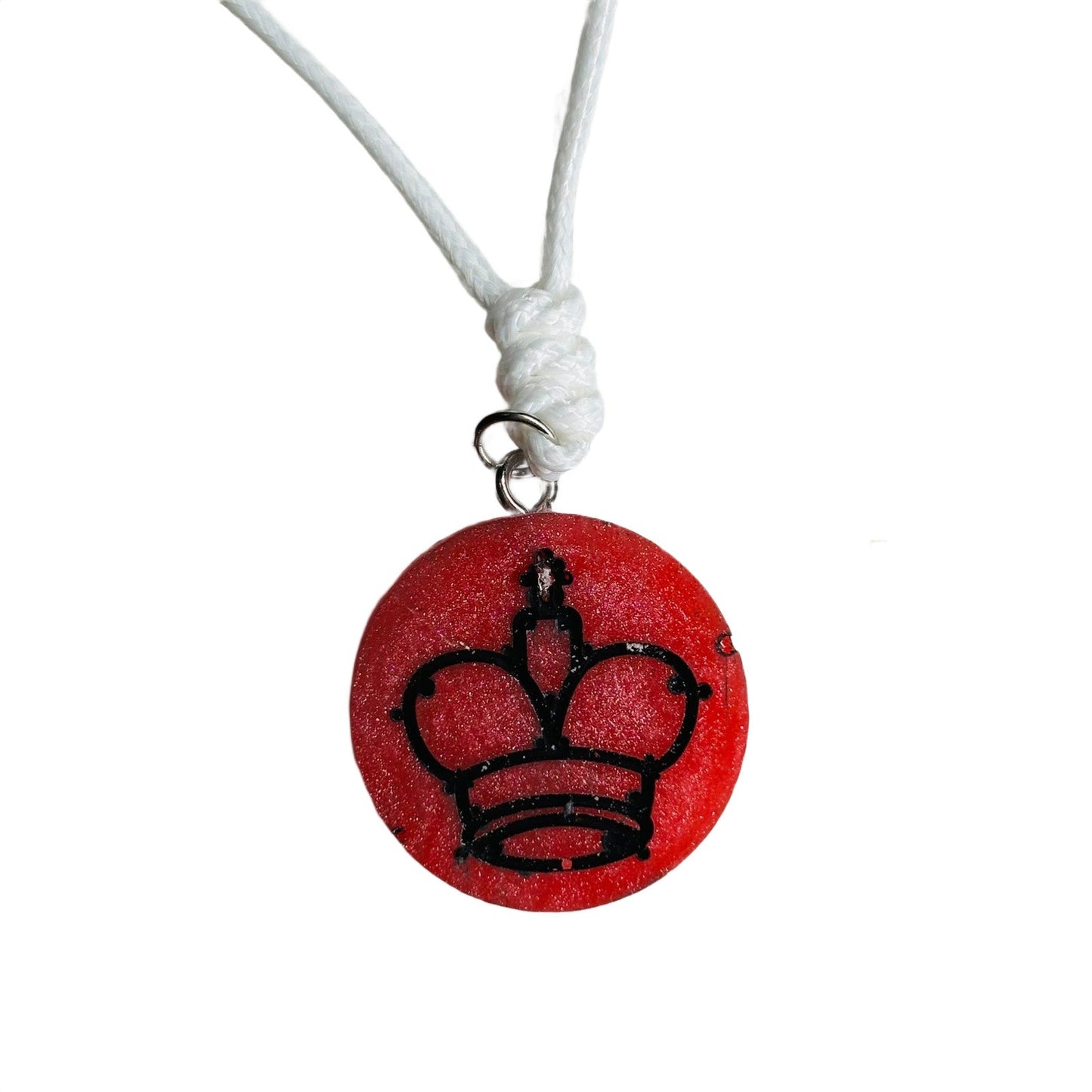 🎁 Cherry Red King - Handmade Resin Chess Necklace (100% off)