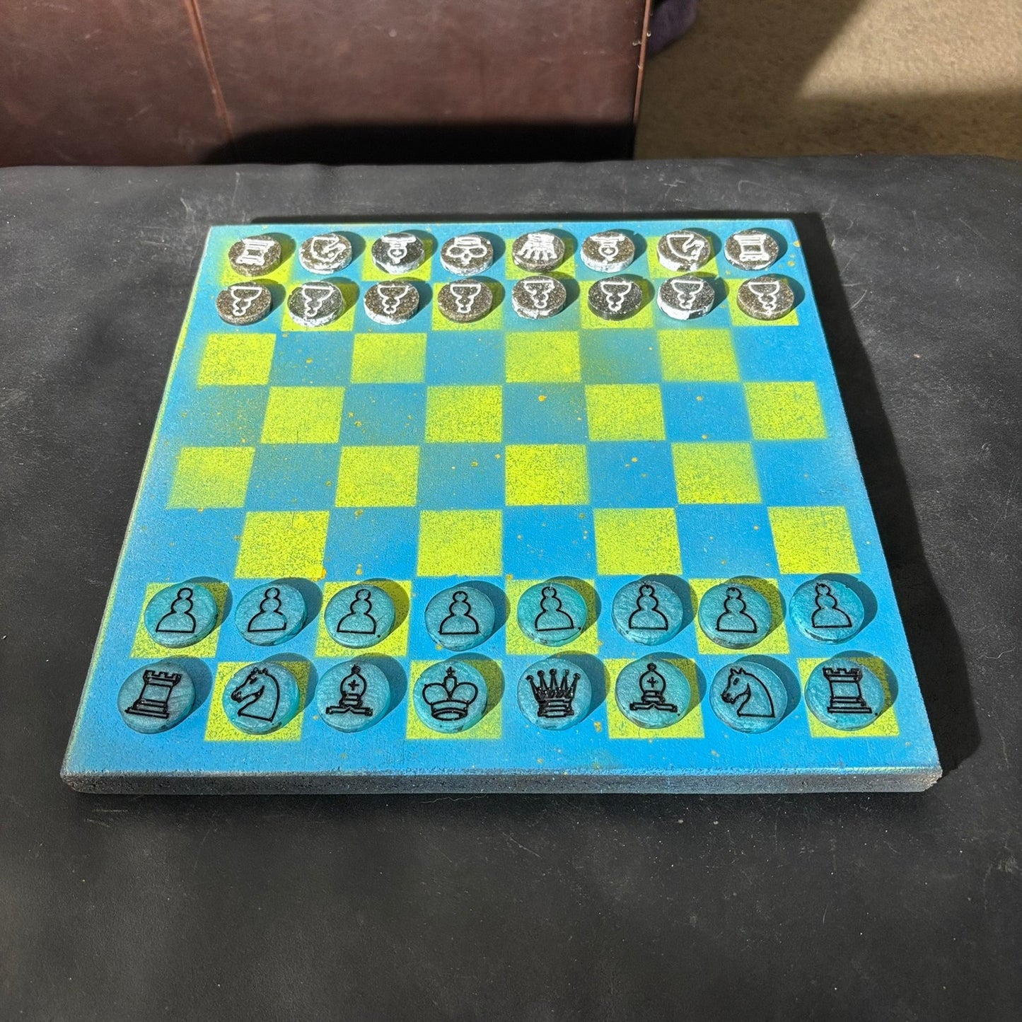 Neon Green Sky Blue - Painted Chess Set