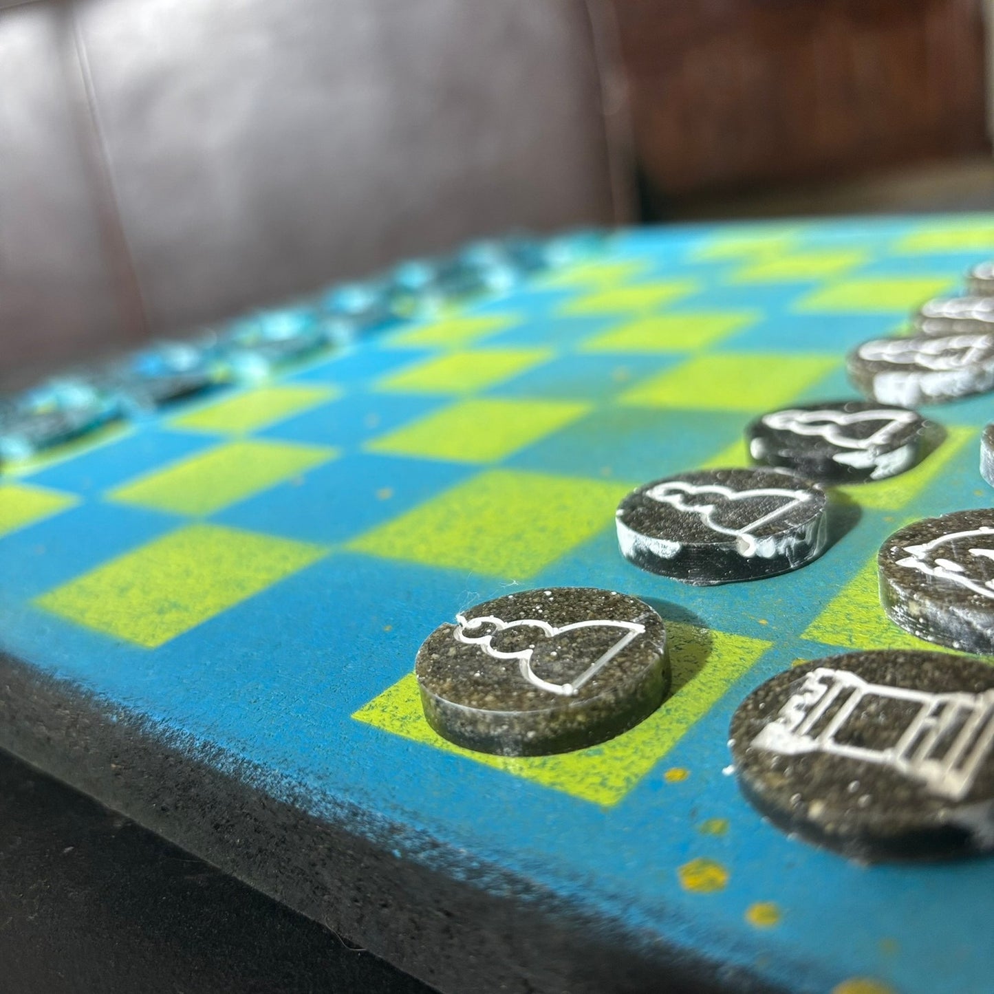 Neon Green Sky Blue - Painted Chess Set
