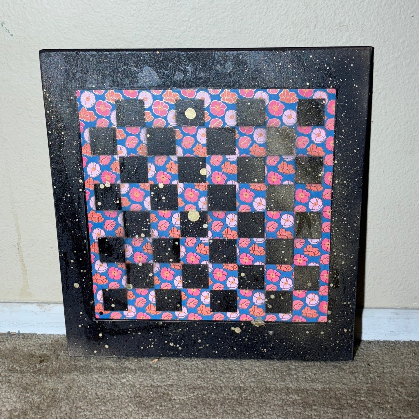 Supreme Flowers With Golden Hue - Large Scrapbook Chess Board