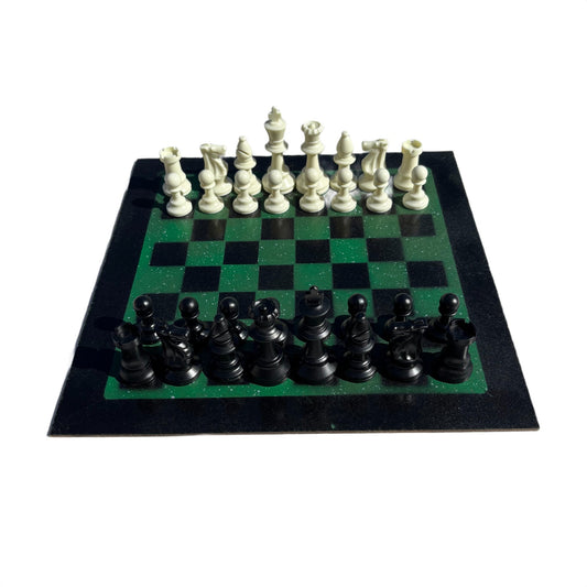 Green & Black - Painted Chess Set