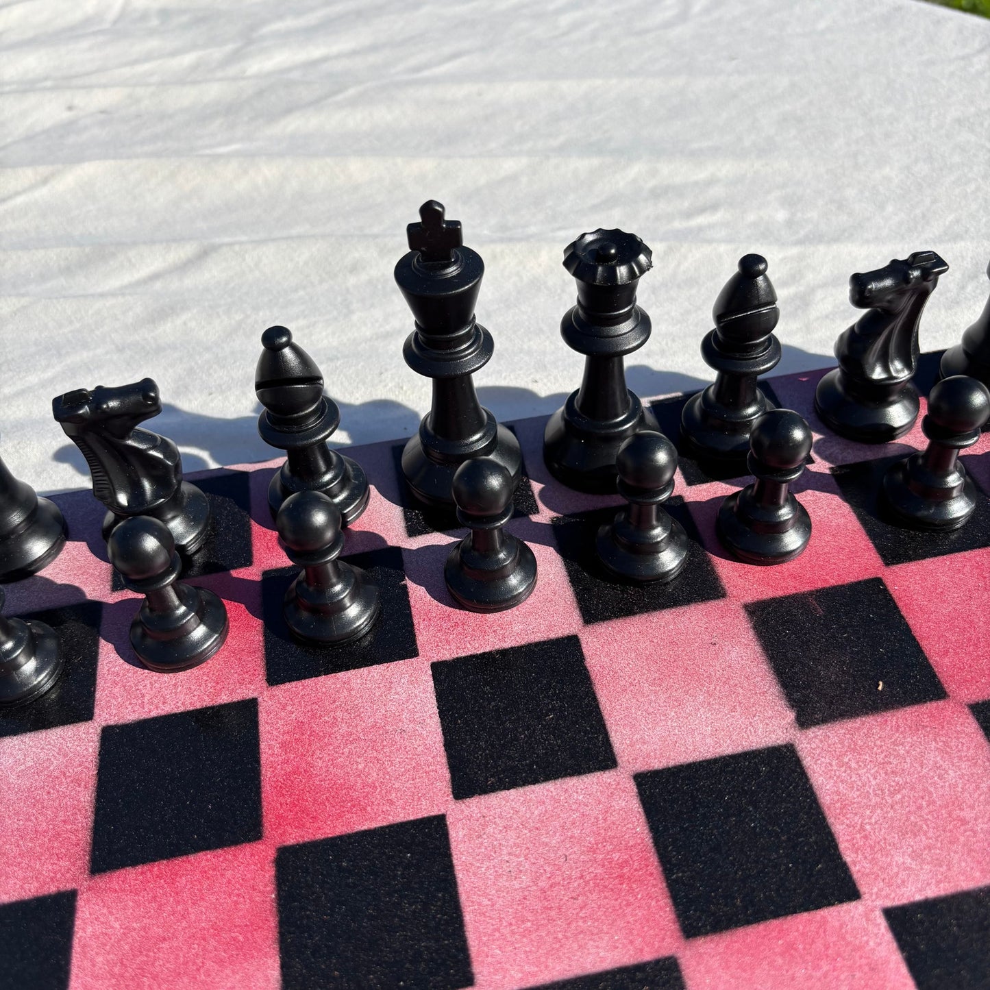 Misty Red - Painted Chess Set