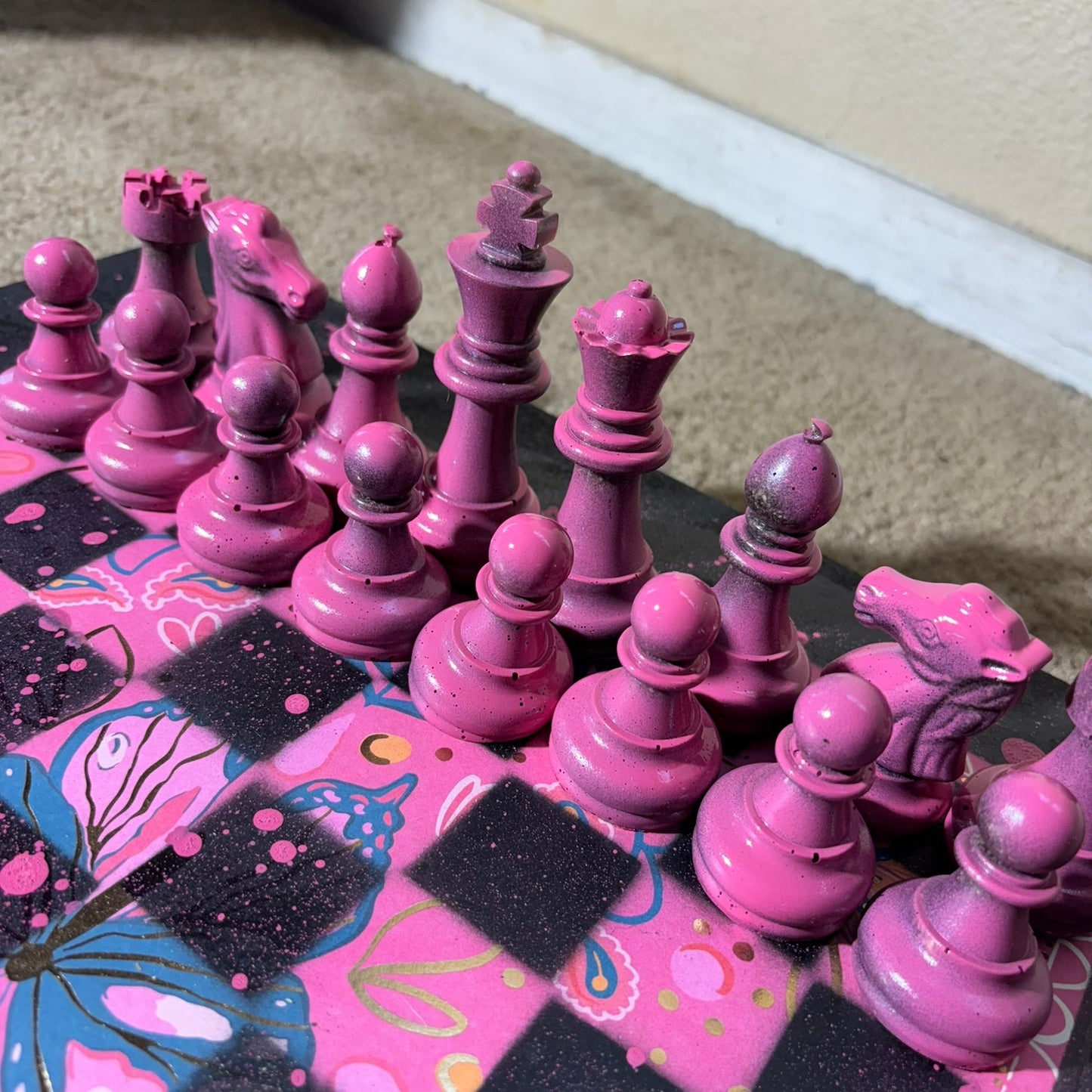 Butterfly Pink - Large Deluxe Chess Set