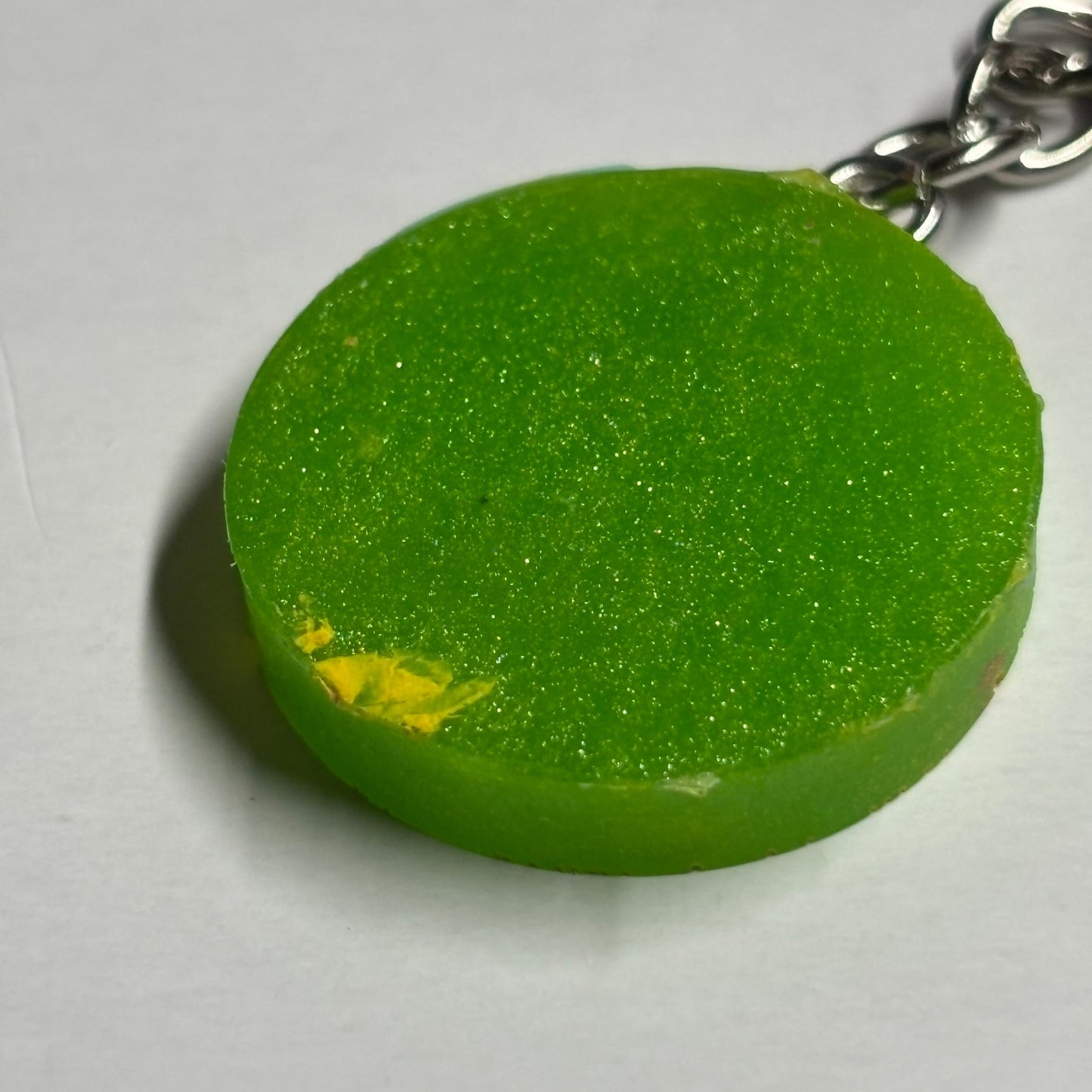 Green Yellow Rook - Handmade Resin Keychain - Flat Edition