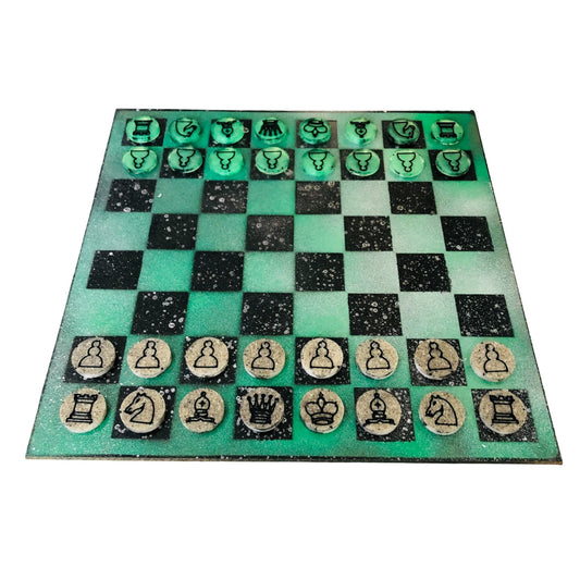Snow Green - Painted Chess Set
