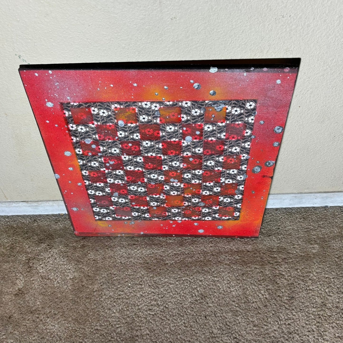 Red Dripped Vintage Pattern - Large Scrapbook Chess Board