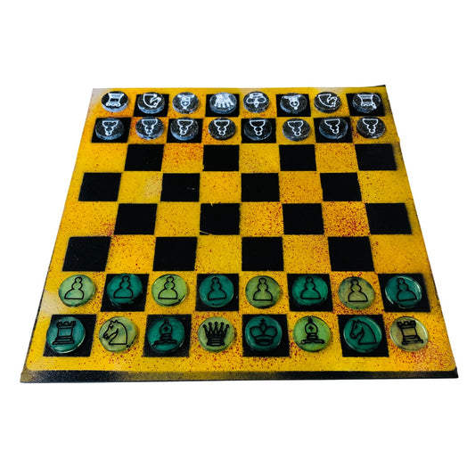 Speckled Green/Yellow - Painted Chess Set