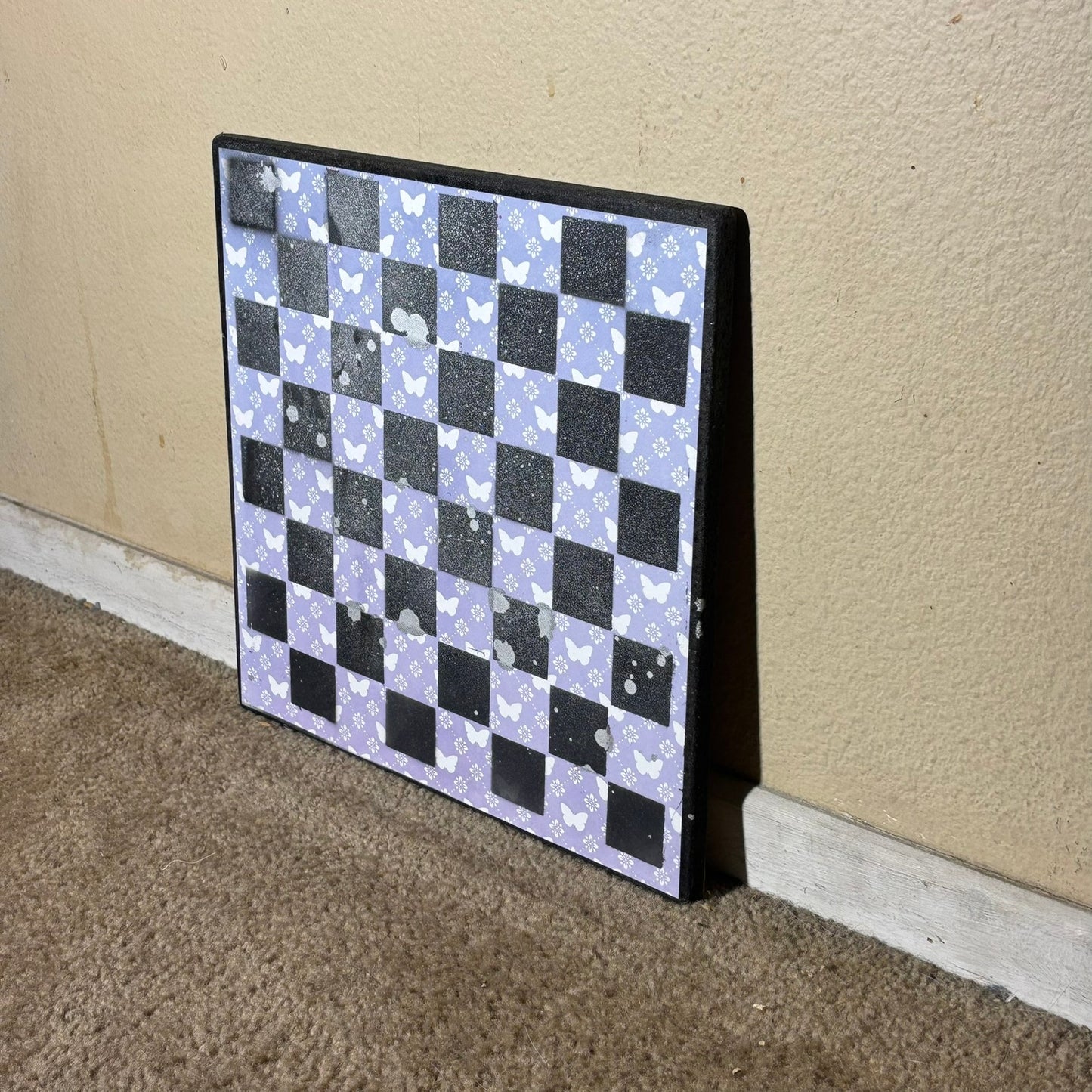 Light Purpled Butterflies - Scrapbook Chess Board
