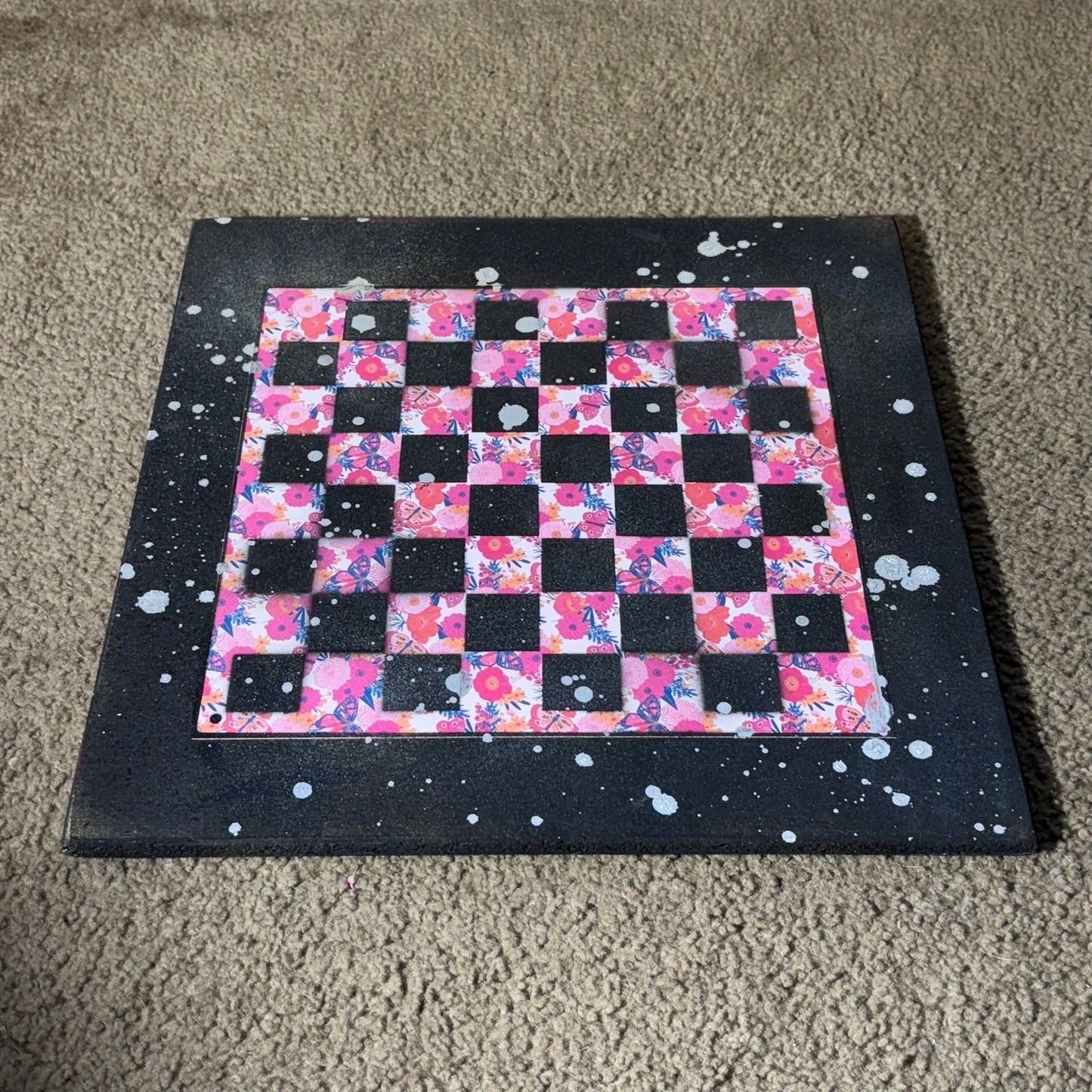 Sunset Flowered Pink - Large Deluxe Chess Set