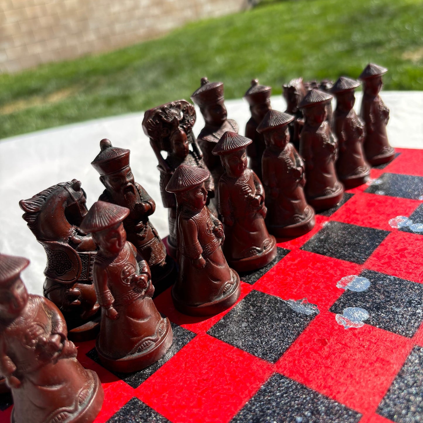 Candy Red & Black - Chinese Edition Chess Set