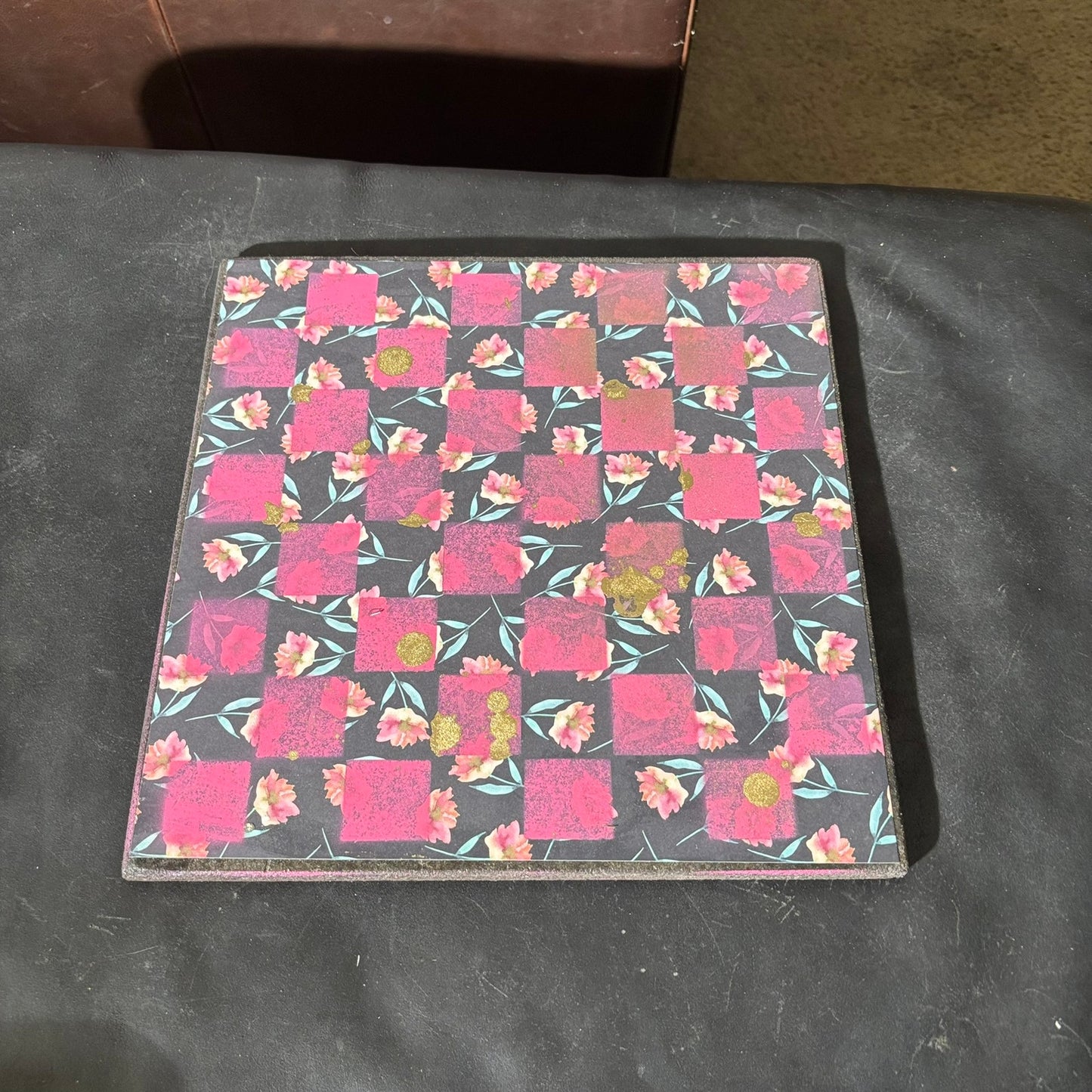 Beautiful Black Pink Flowers - Scrapbook Chess Set
