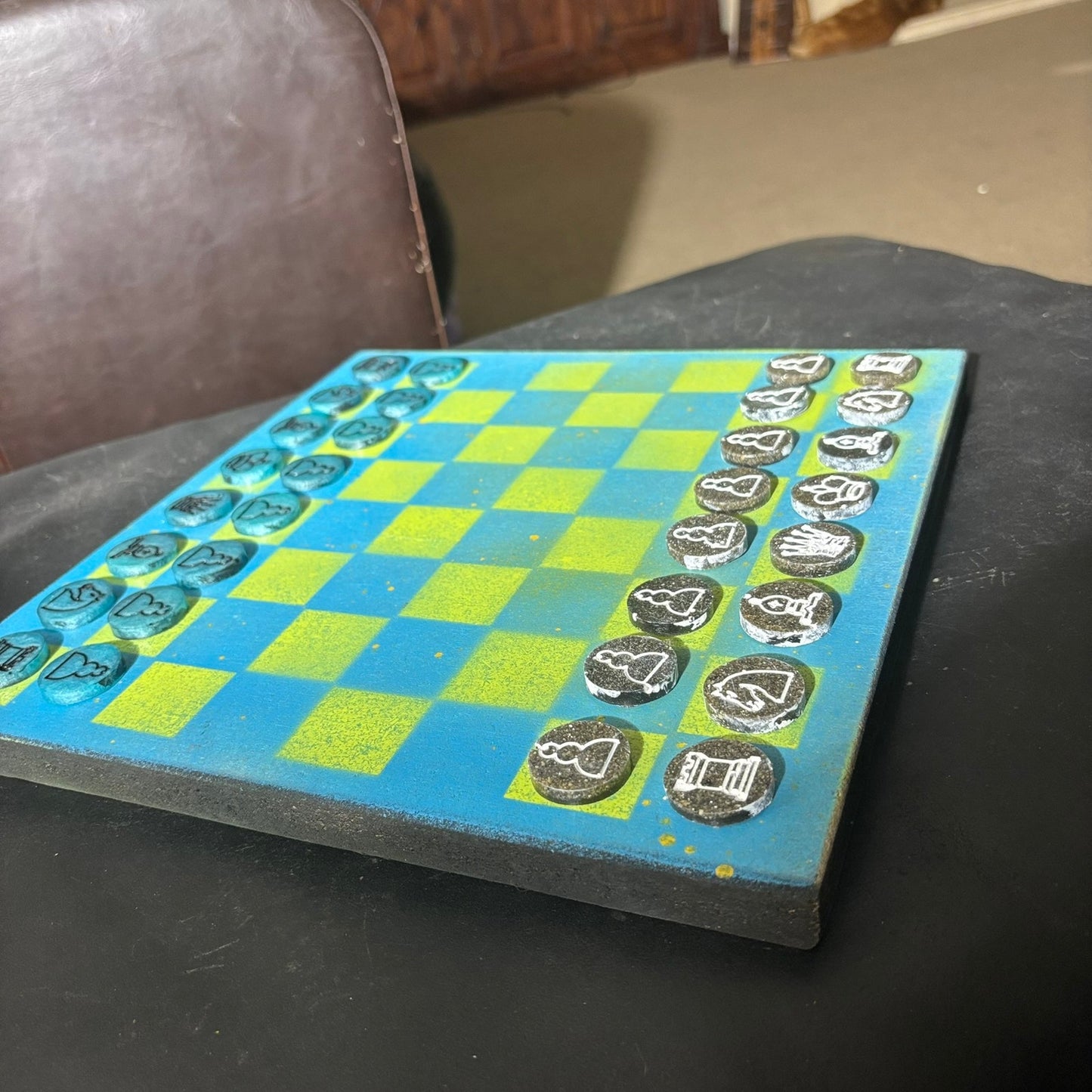 Neon Green Sky Blue - Painted Chess Set