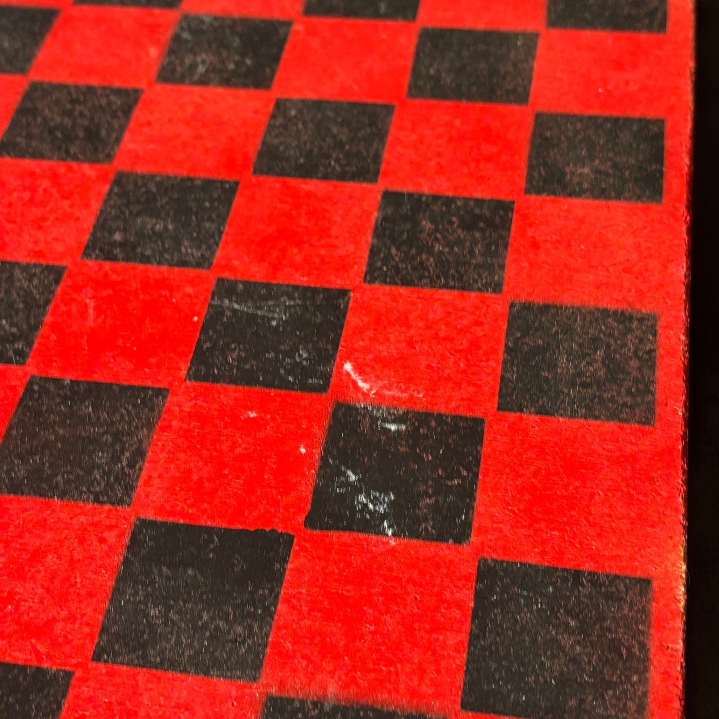 Opal Red & Black - Painted Chess Set