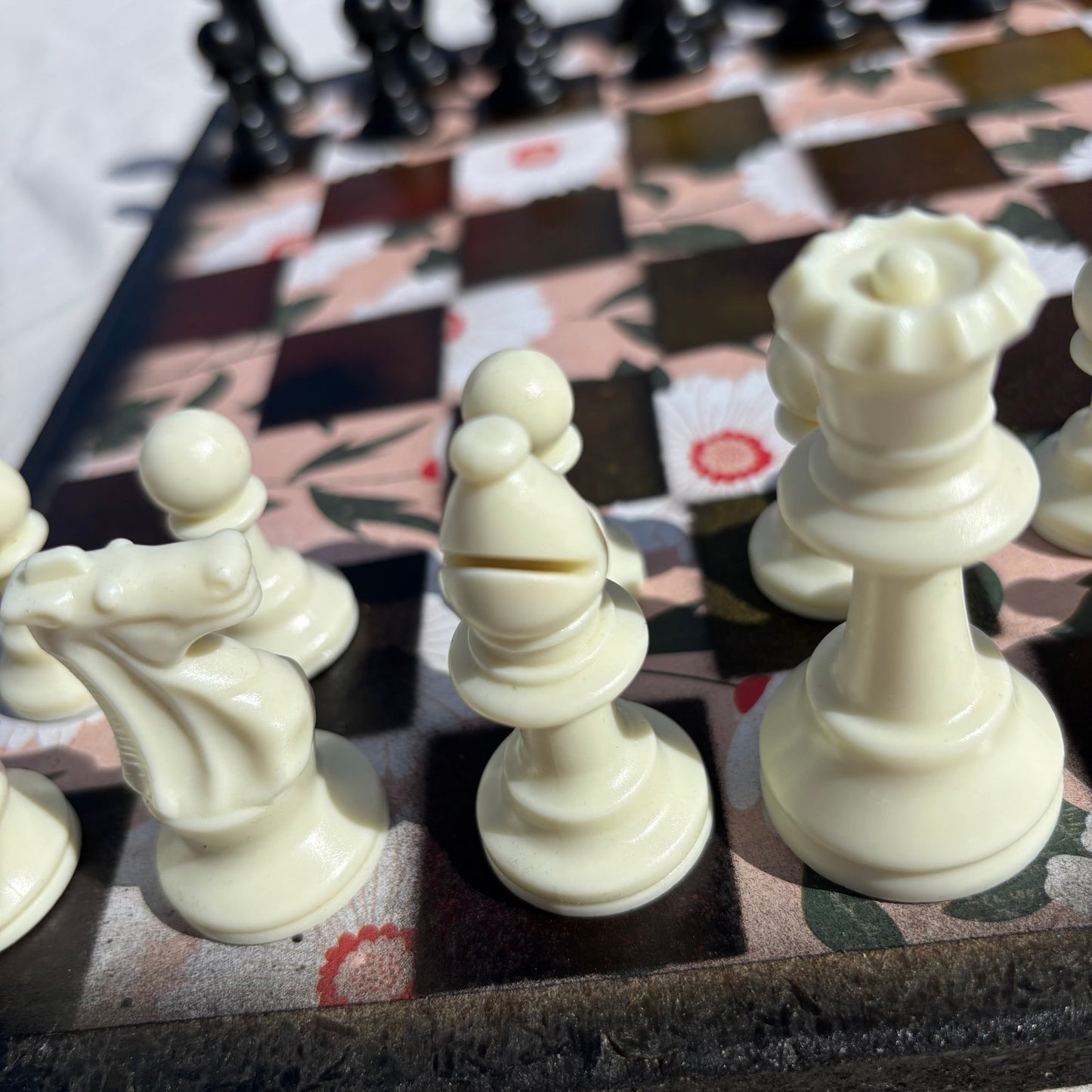 Vintage Flowers - Scrapbook Chess Set