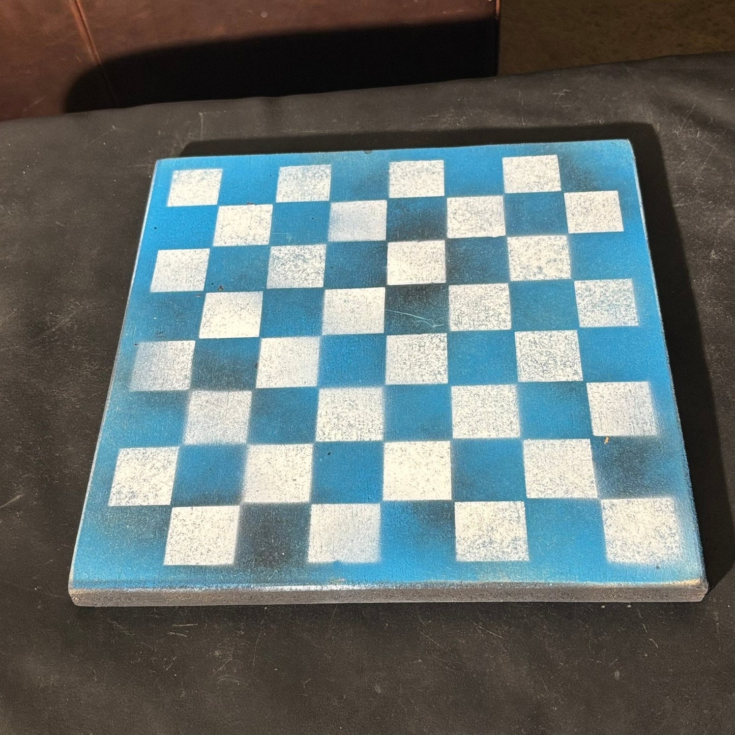 Blue & Pink Mesh - Painted Chess Set