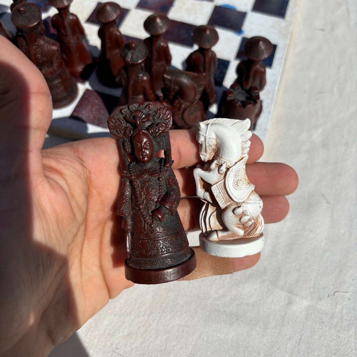 Space White - Chinese Edition Chess Set