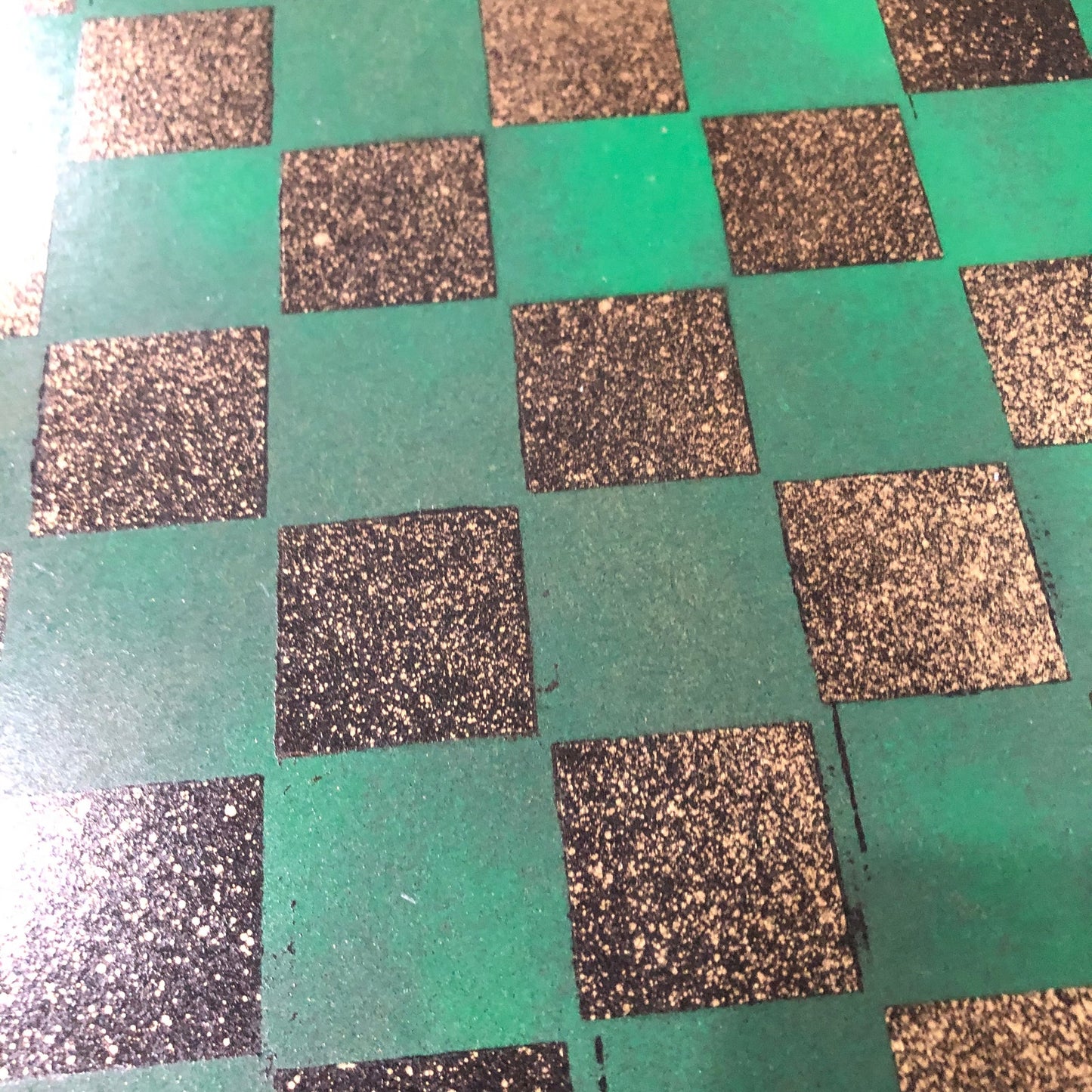 Golden Green - Painted Chess Set
