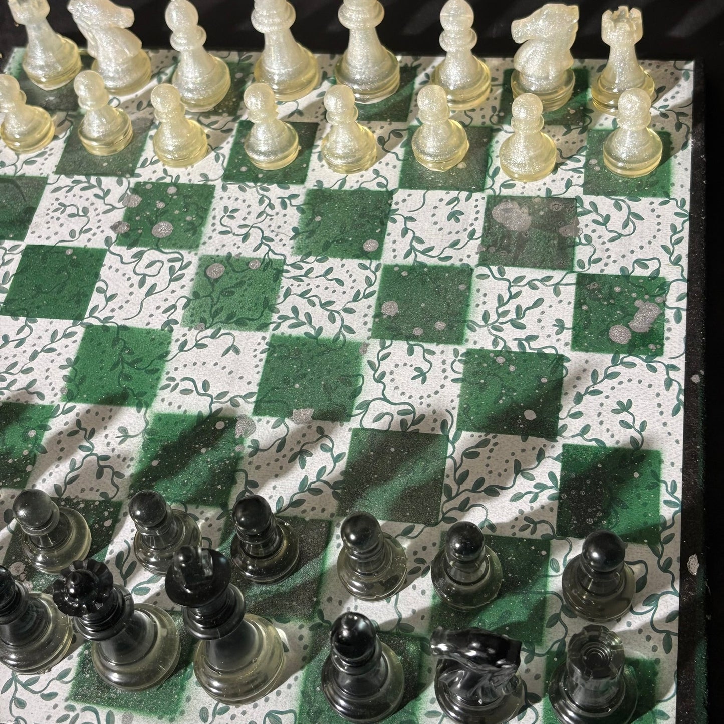 Royal Green Pattern - Scrapbook Chess Set