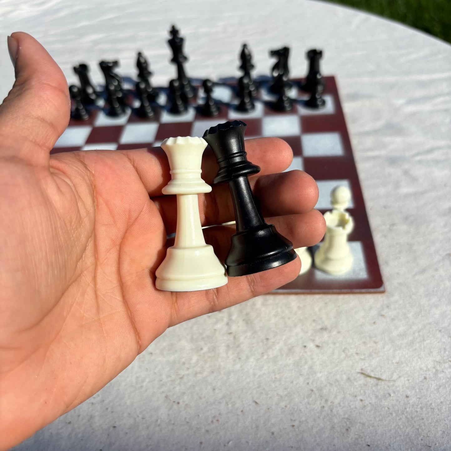 Fading Red - Painted Chess Set