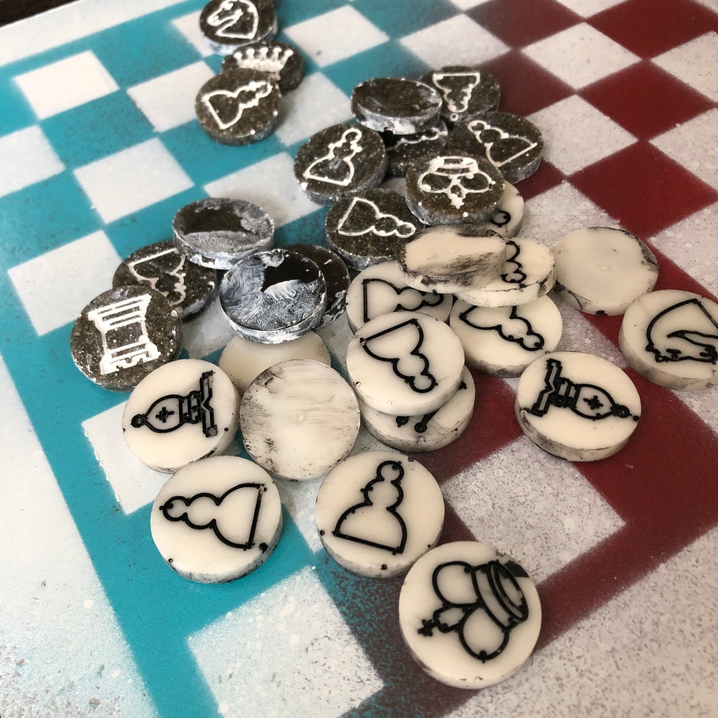 Popsicle White - Painted Chess Set