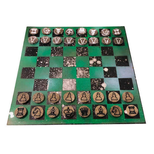 Chrome Drip Green - Painted Chess Set