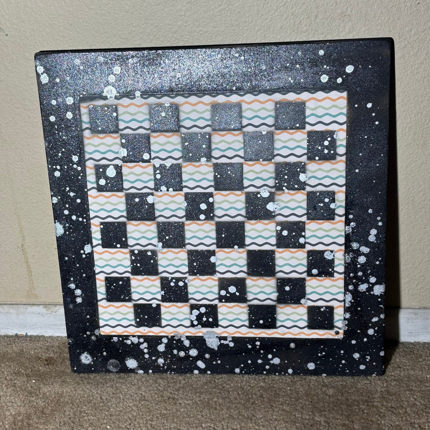 Wiggled Lines Chrome Drip - Large Scrapbook Chess Board