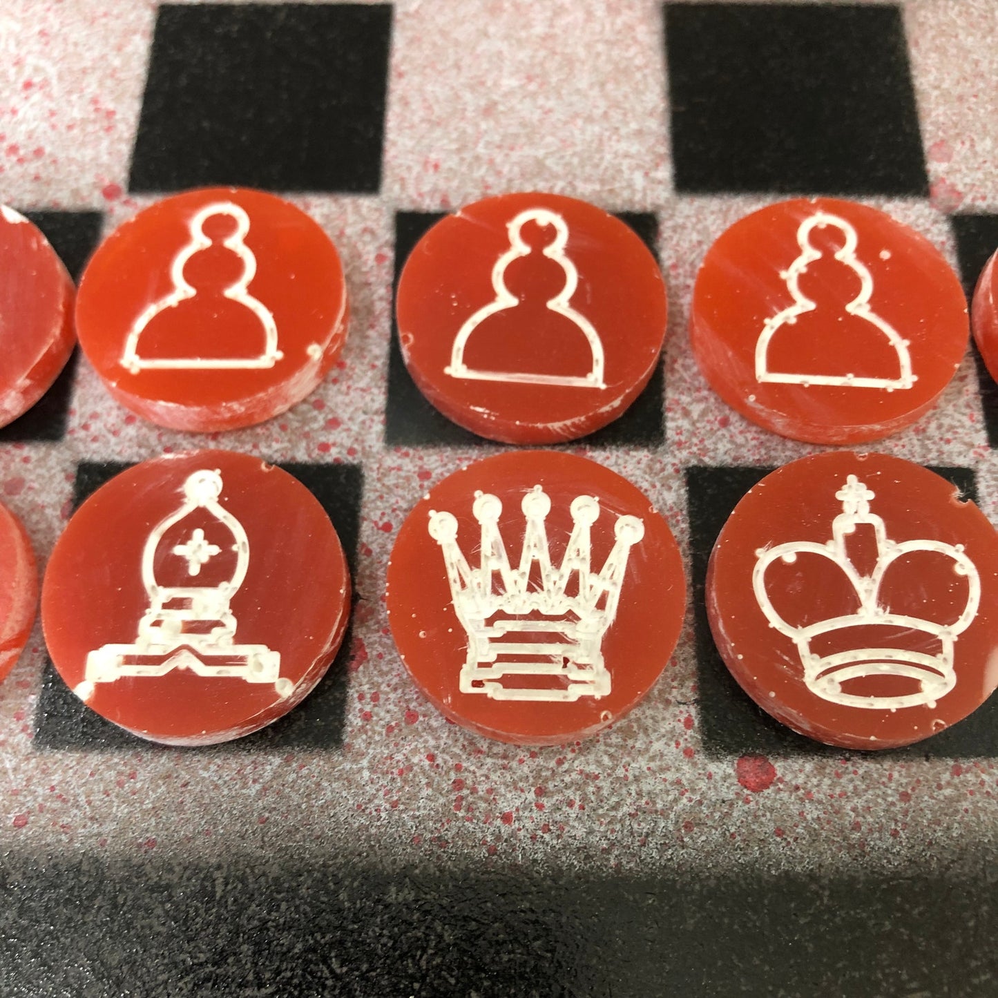 Red & Back - Painted Chess Set