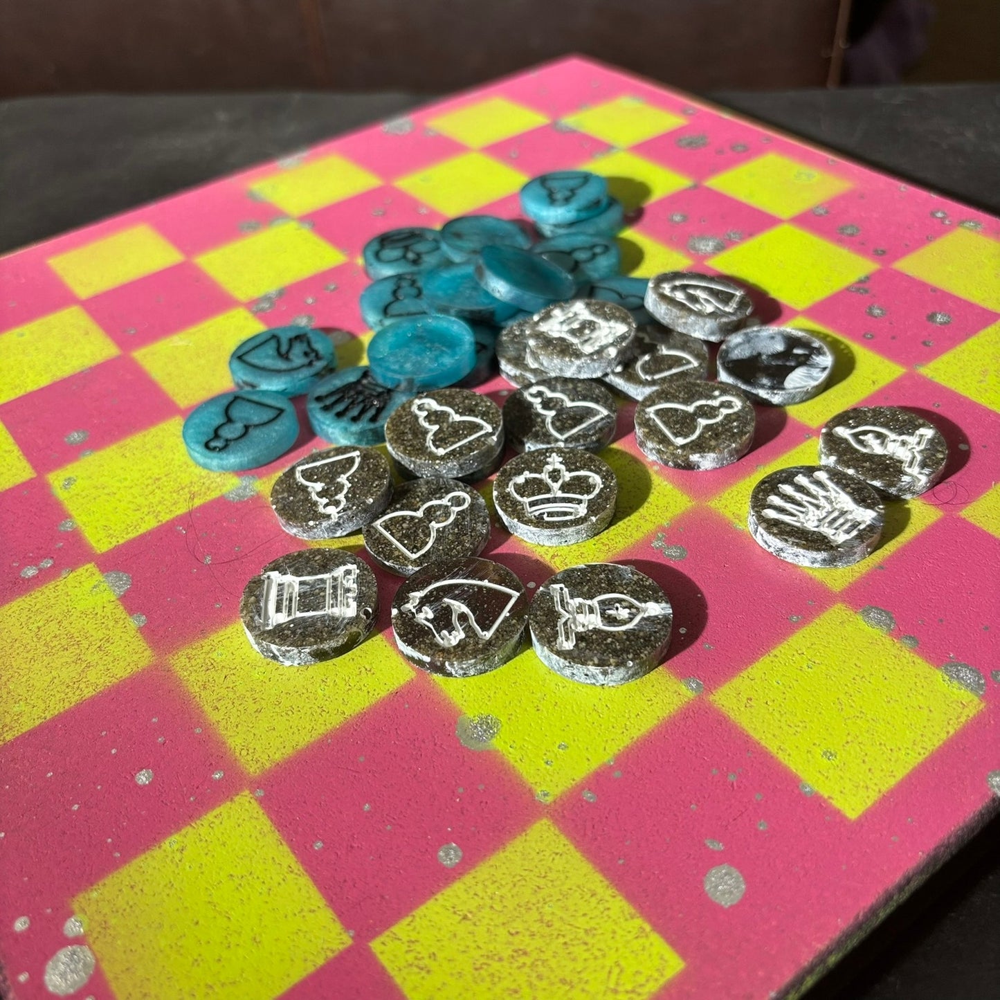 Neon Green Pink - Painted Chess Set