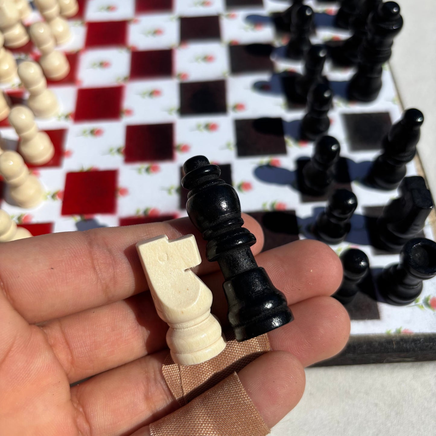 Simple Rose - Scrapbook Chess Set