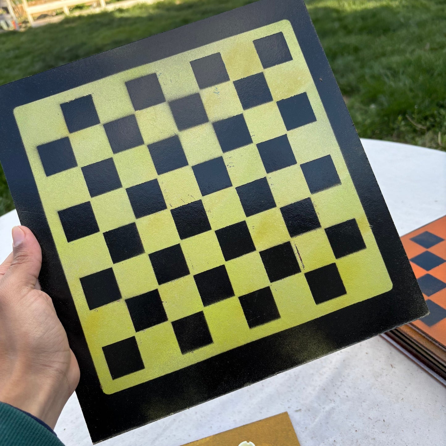 Splendid Green - Painted Chess Set