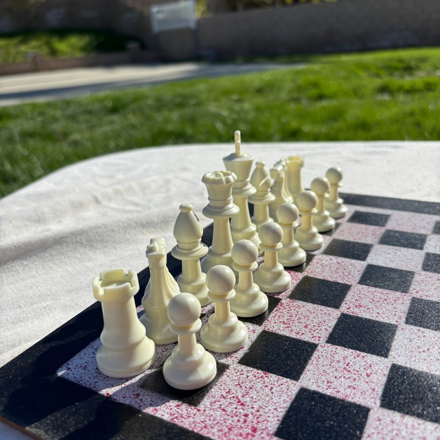 Sprinkled Red - Painted Chess Set