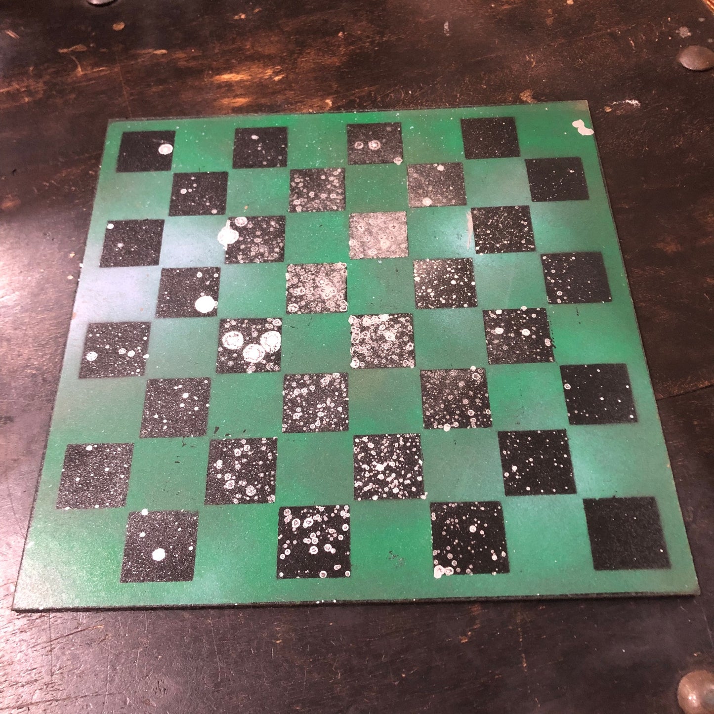 Chrome Drip Green - Painted Chess Set