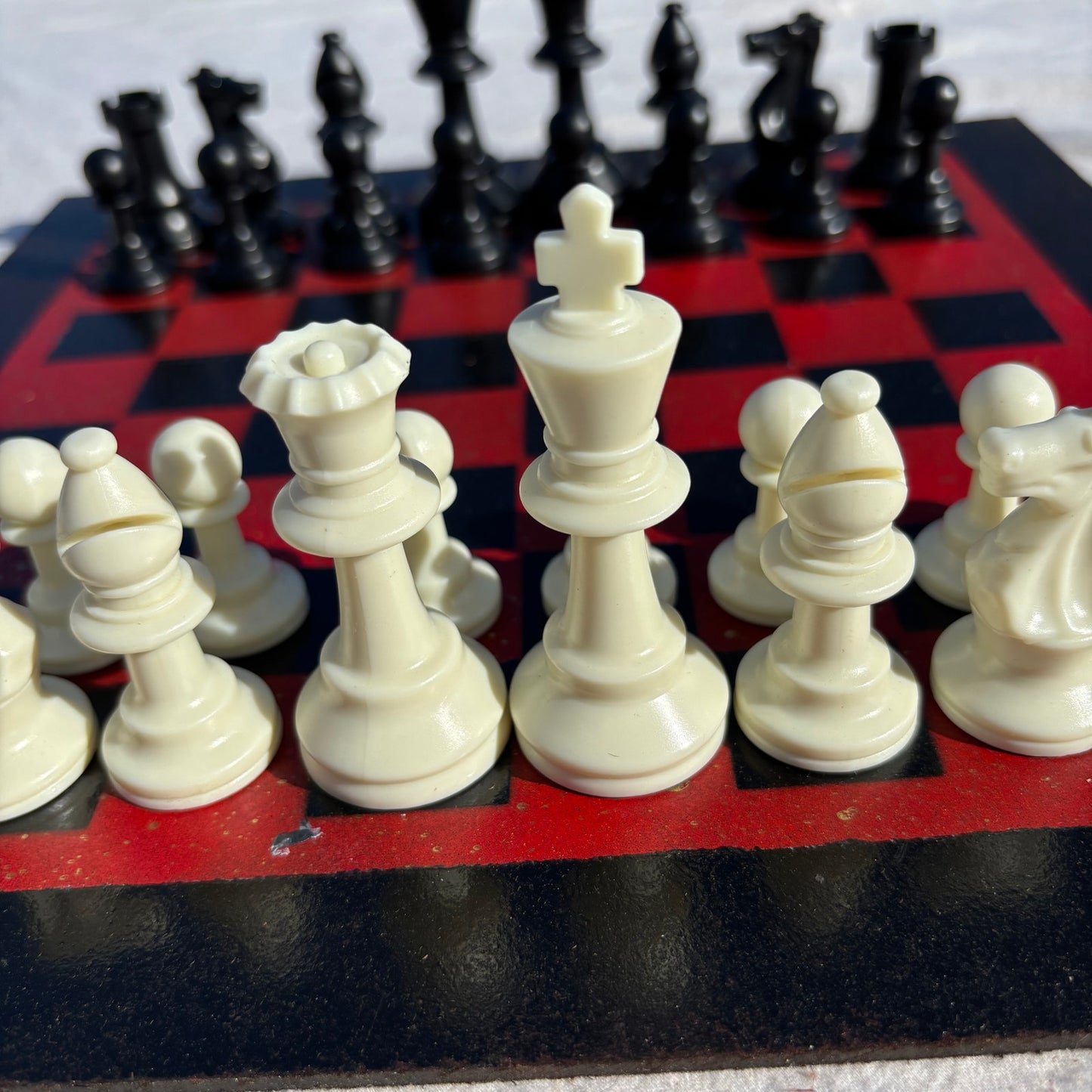Simple Red - Painted Chess Set