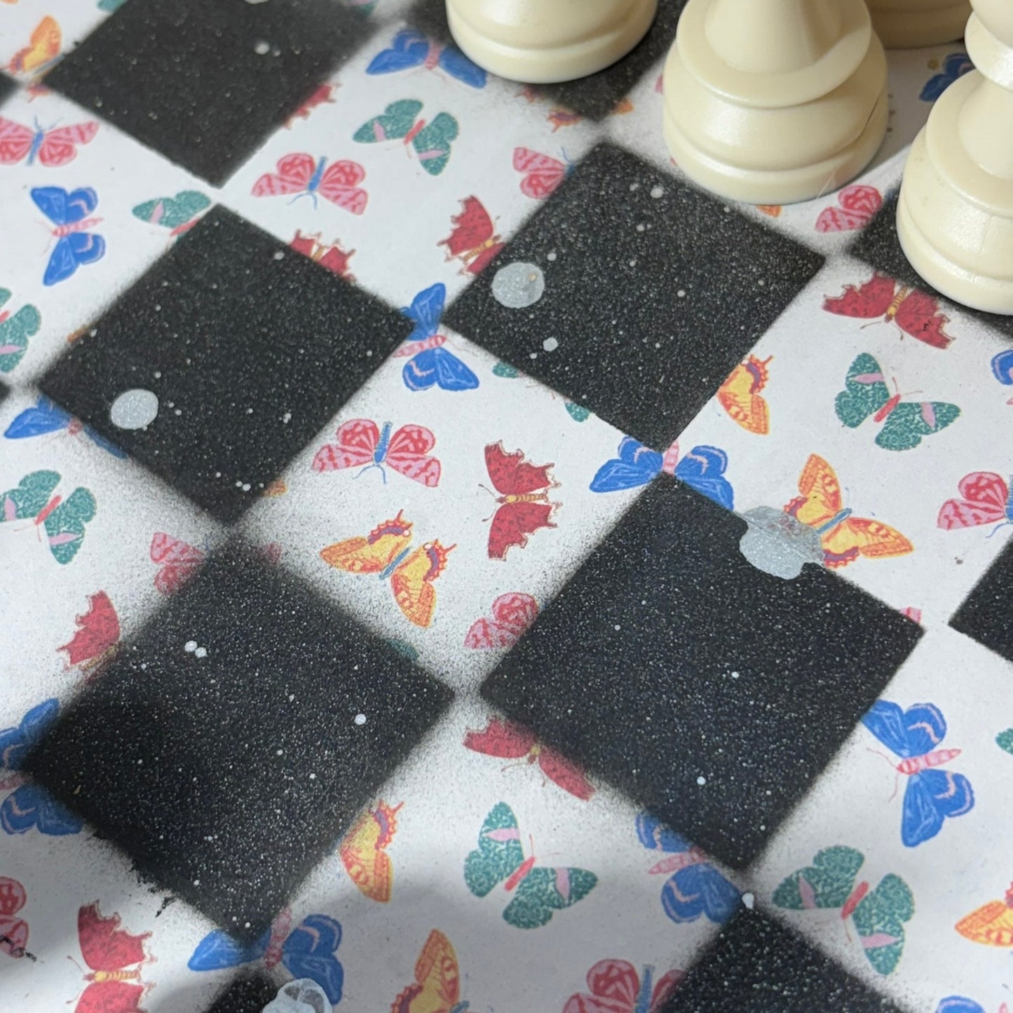 Simplistic Butterflies - Large Deluxe Chess Set