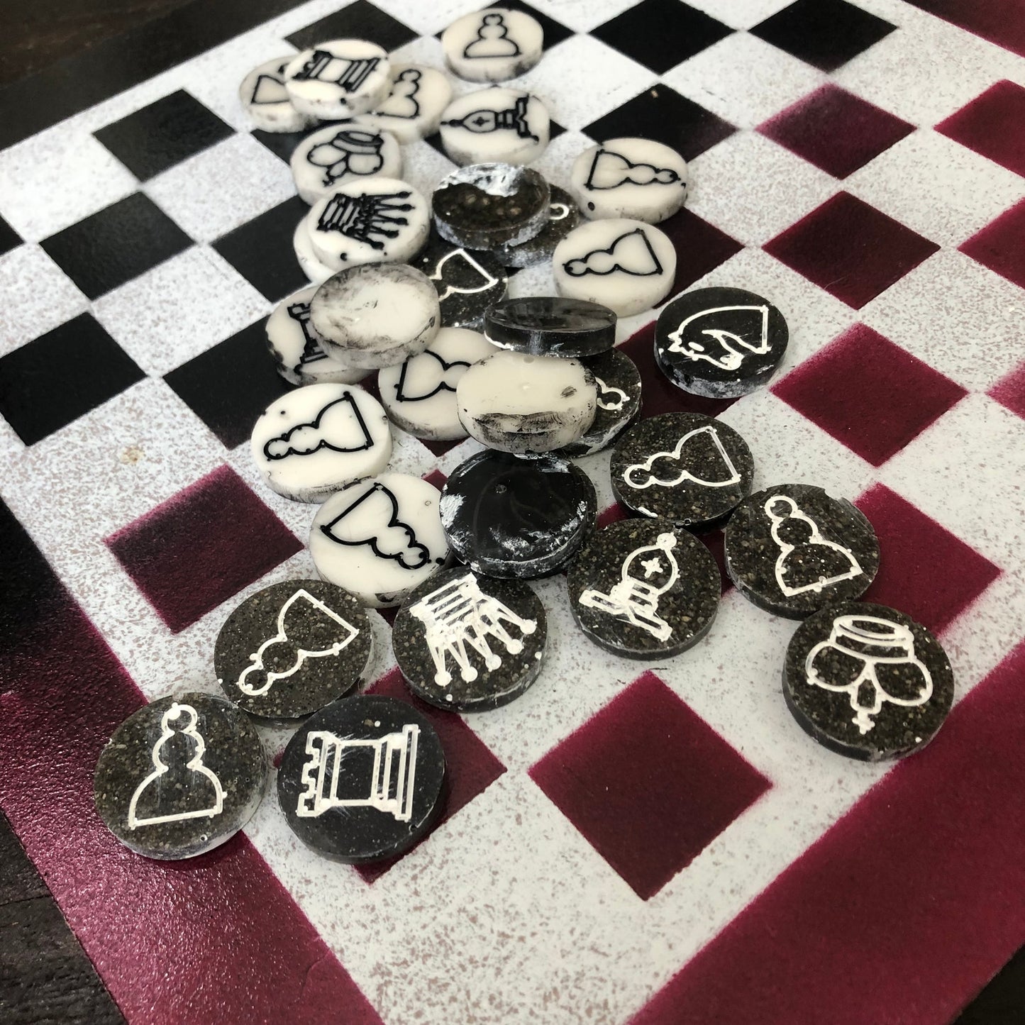 Violet & Black - Painted Chess Set
