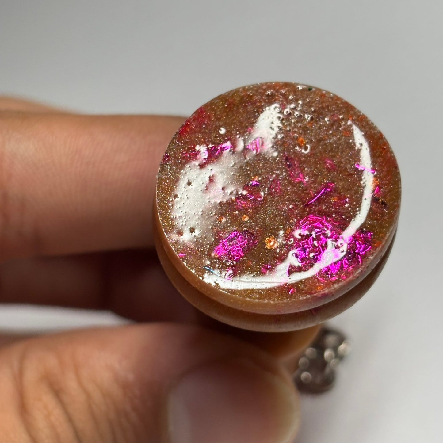 Cream Orange Queen - Handmade Resin Keychain