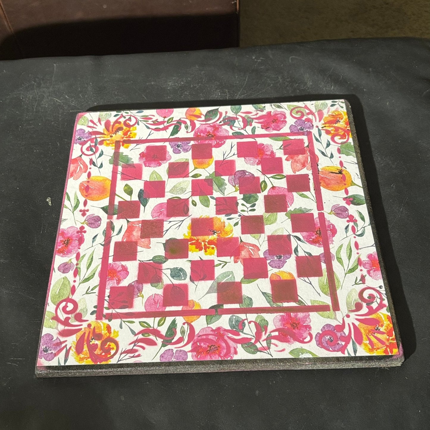 Supreme Pink Flowers - Scrapbook Chess Set