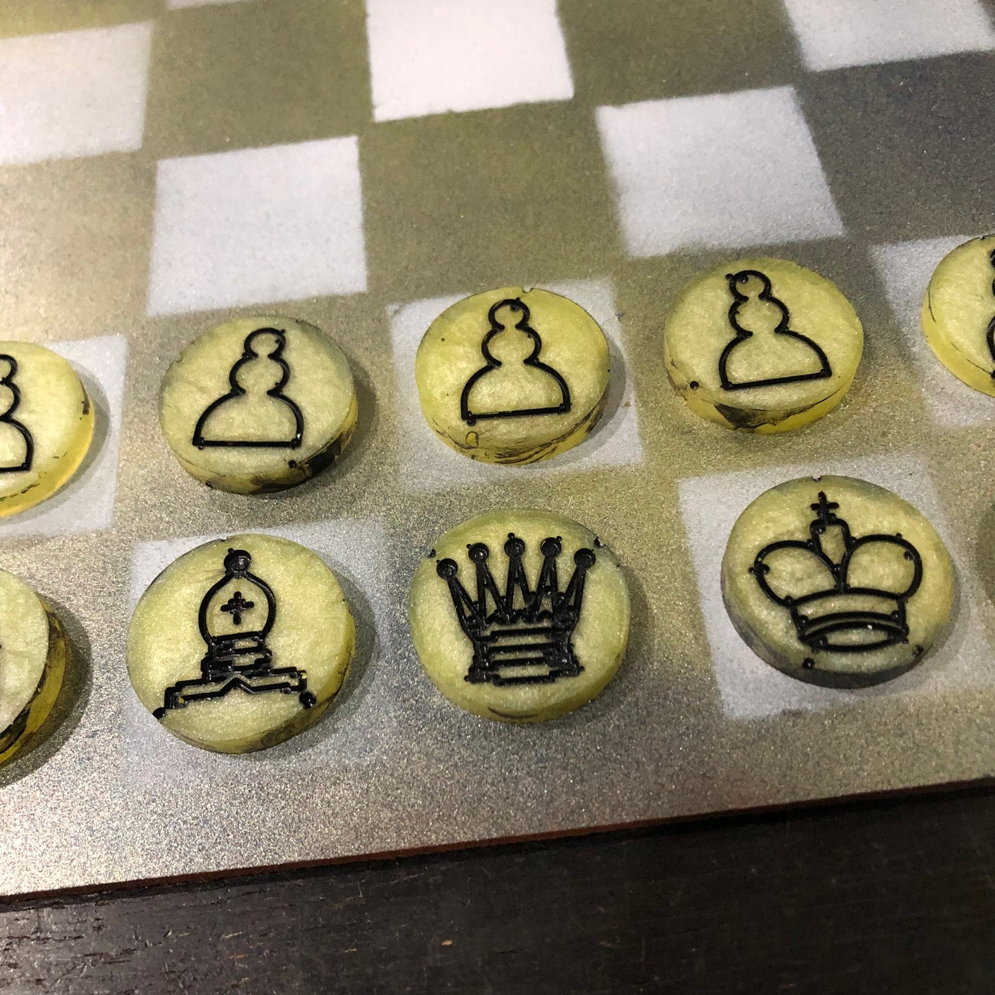 Metallic Green - Painted Chess Set