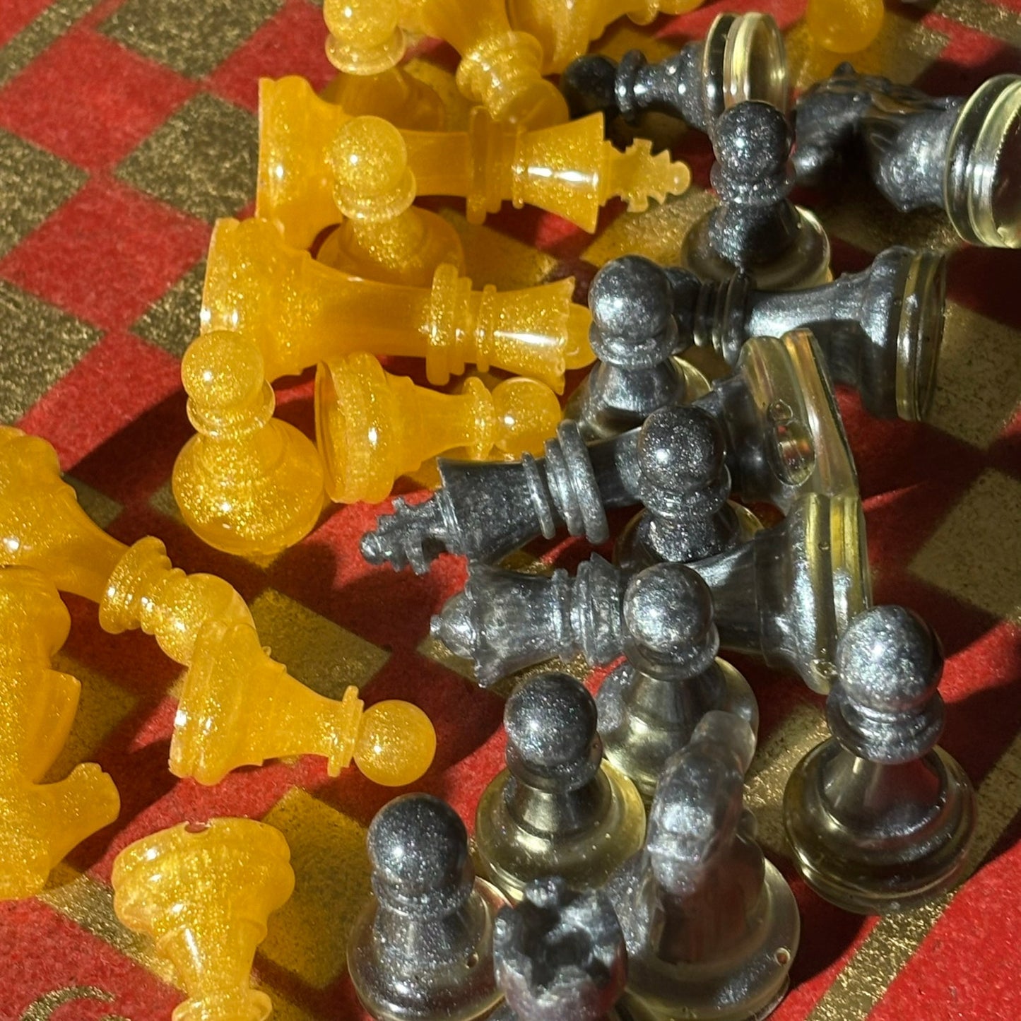 Golden Red - Painted Chess Set