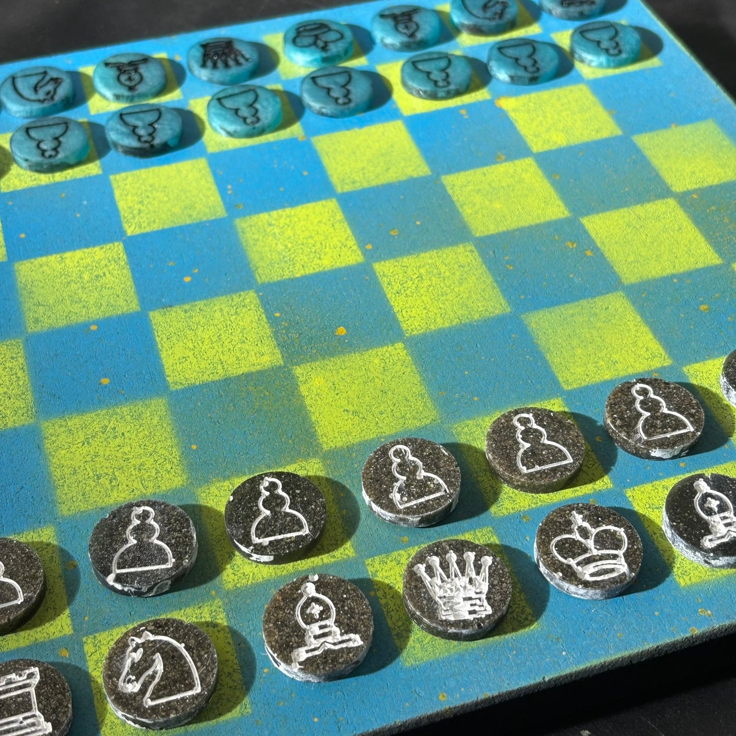 Neon Green Sky Blue - Painted Chess Set