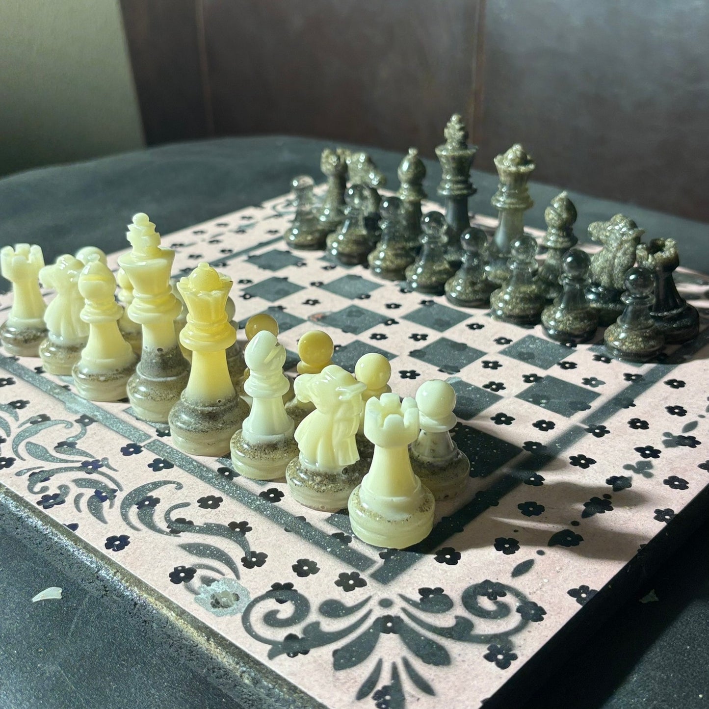 Black Mini Flowers - Scrapbook Chess Set