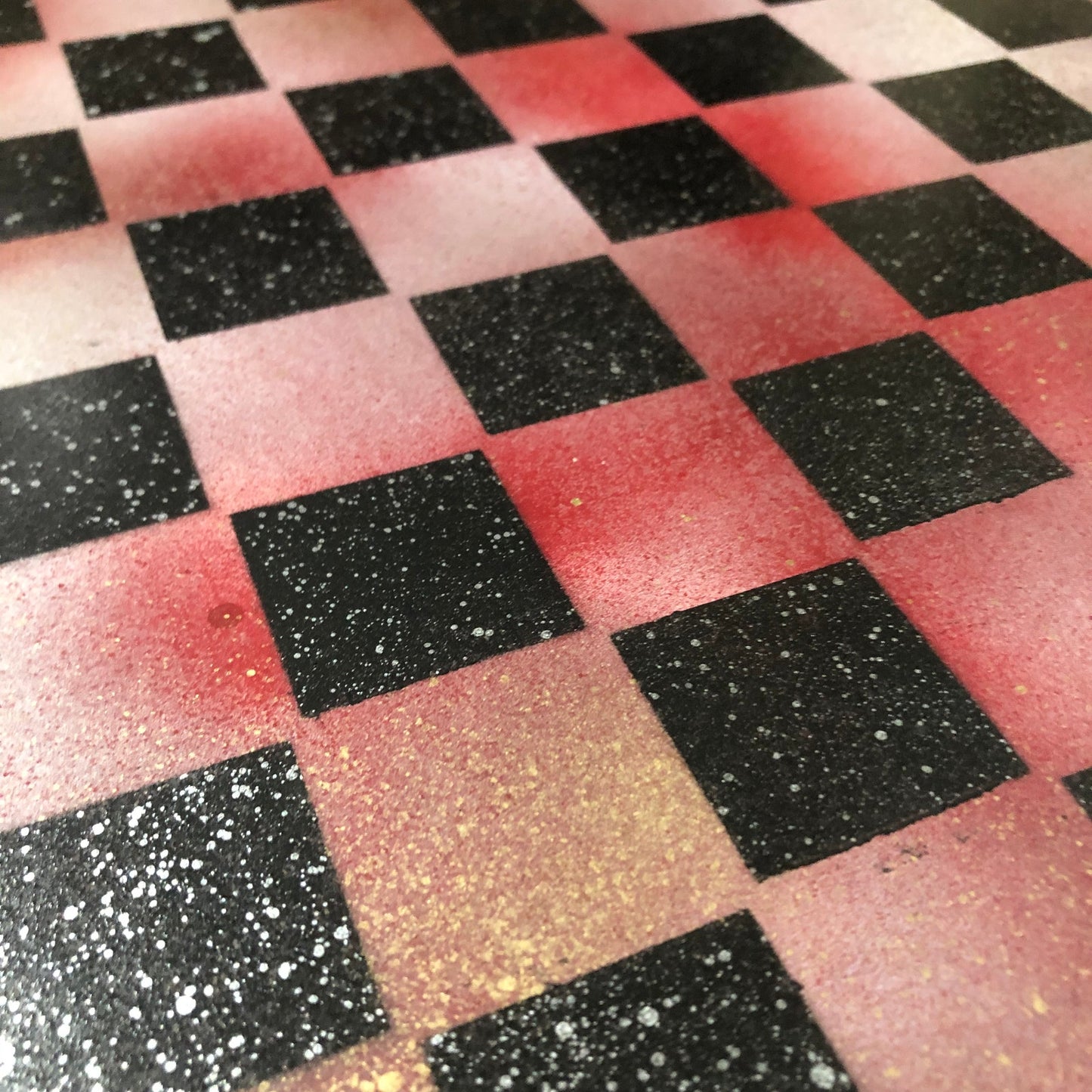 Hue Red - Painted Chess Set