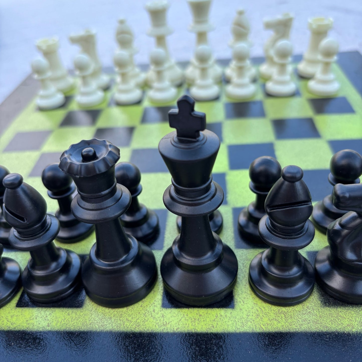 Green & Black - Painted Chess Set