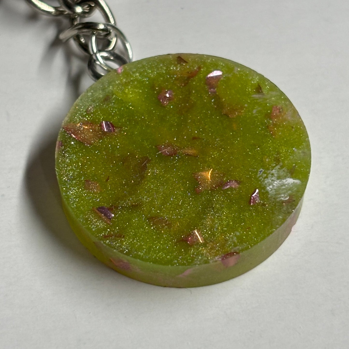 Green Pink Queen - Handmade Resin Keychain