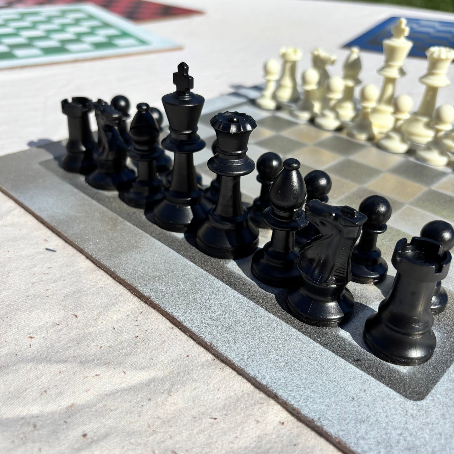 Sunny Gold - Painted Chess Set