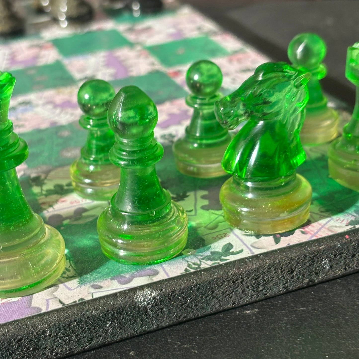Puzzled Green - Scrapbook Chess Set