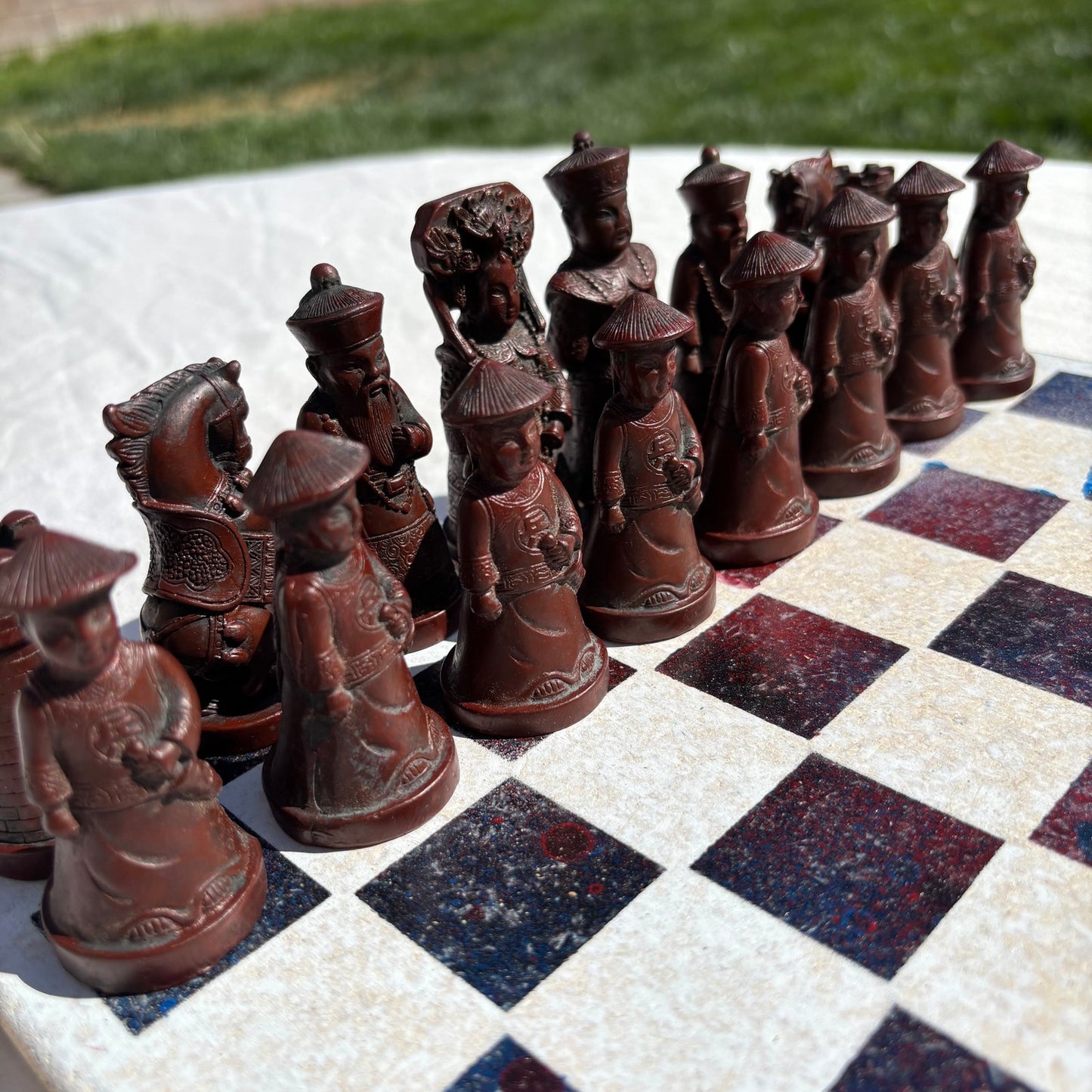 Space White - Chinese Edition Chess Set