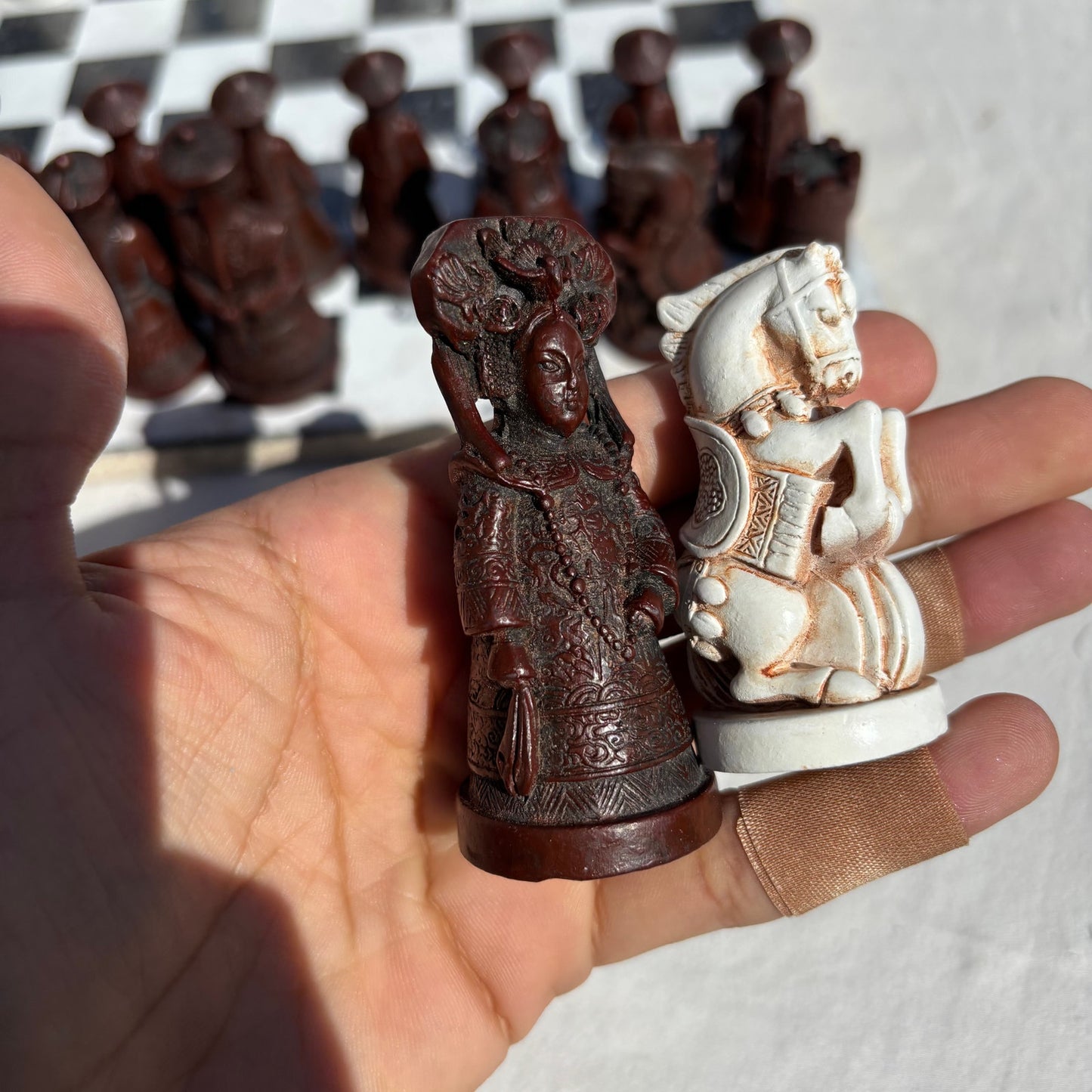 Black & White - Chinese Edition Chess Set