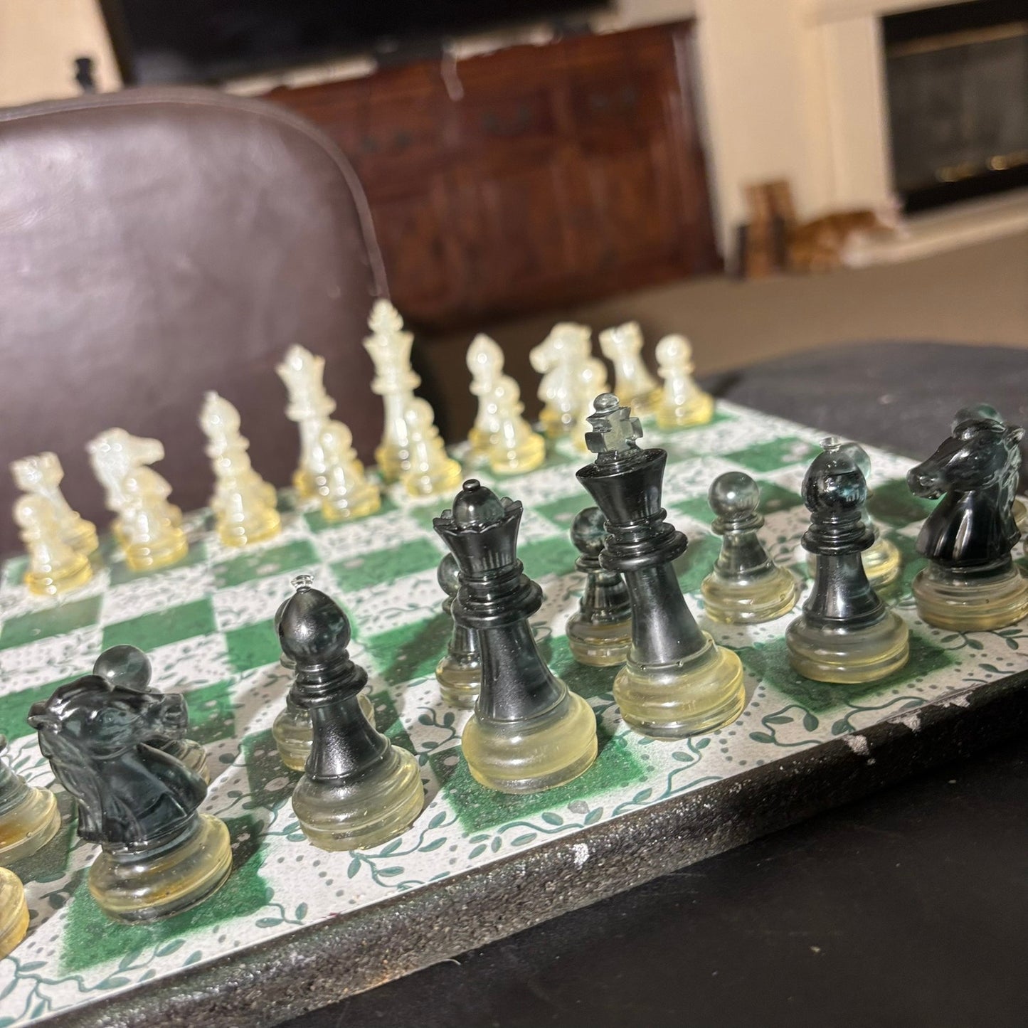 Royal Green Pattern - Scrapbook Chess Set